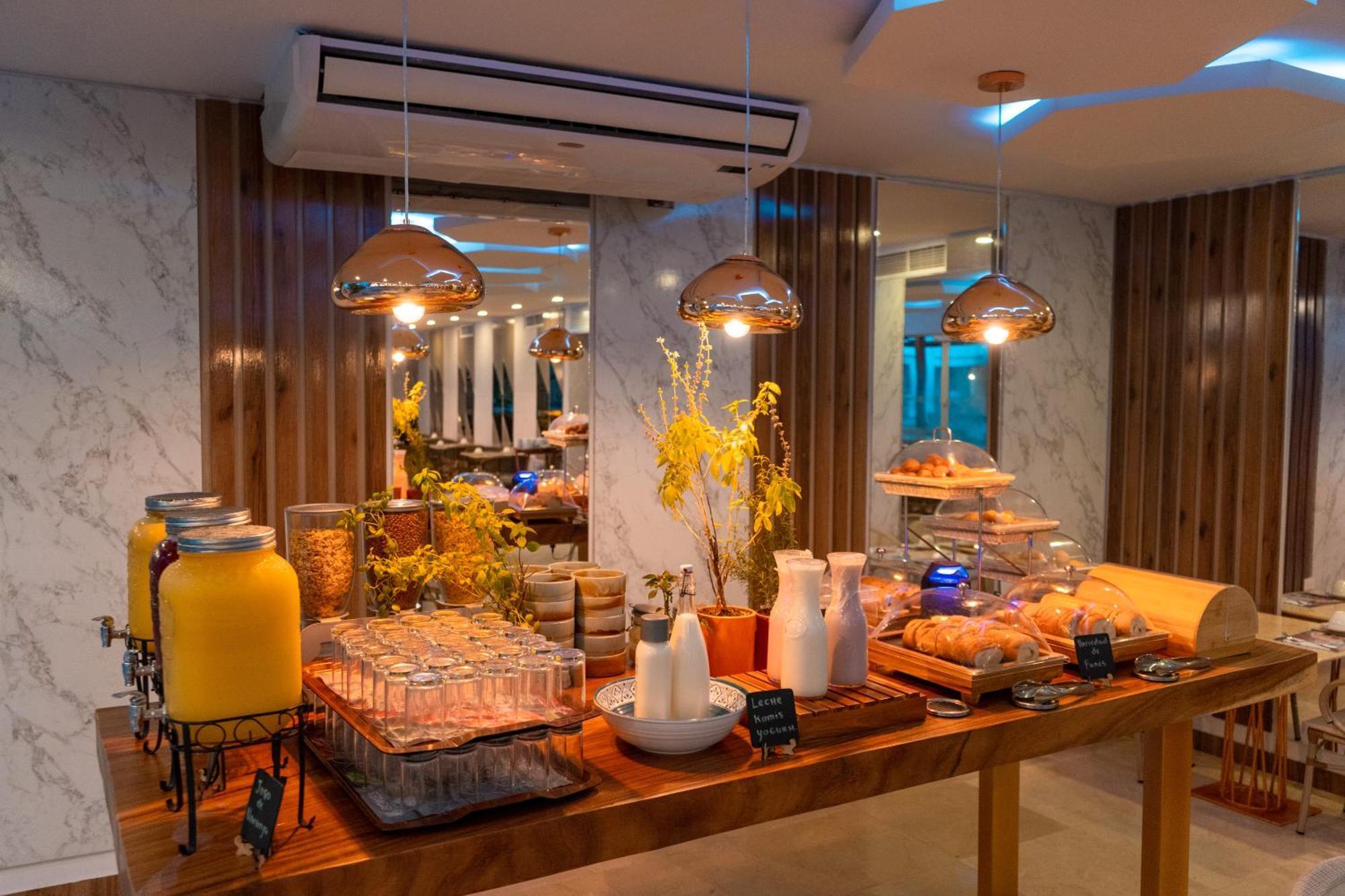 Sonesta Hotel 4*