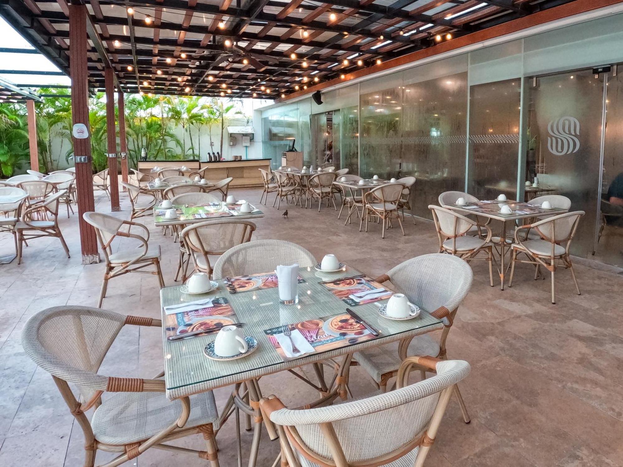 Hotel Sonesta