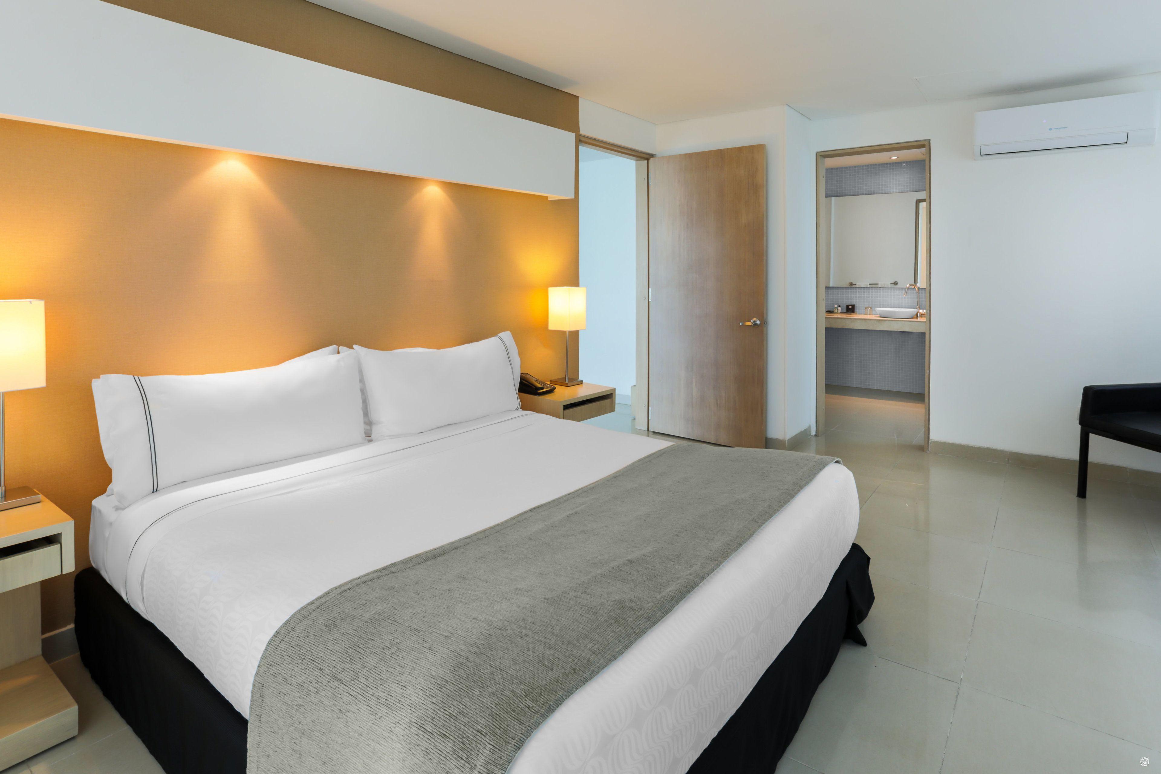 Sonesta Hotel
