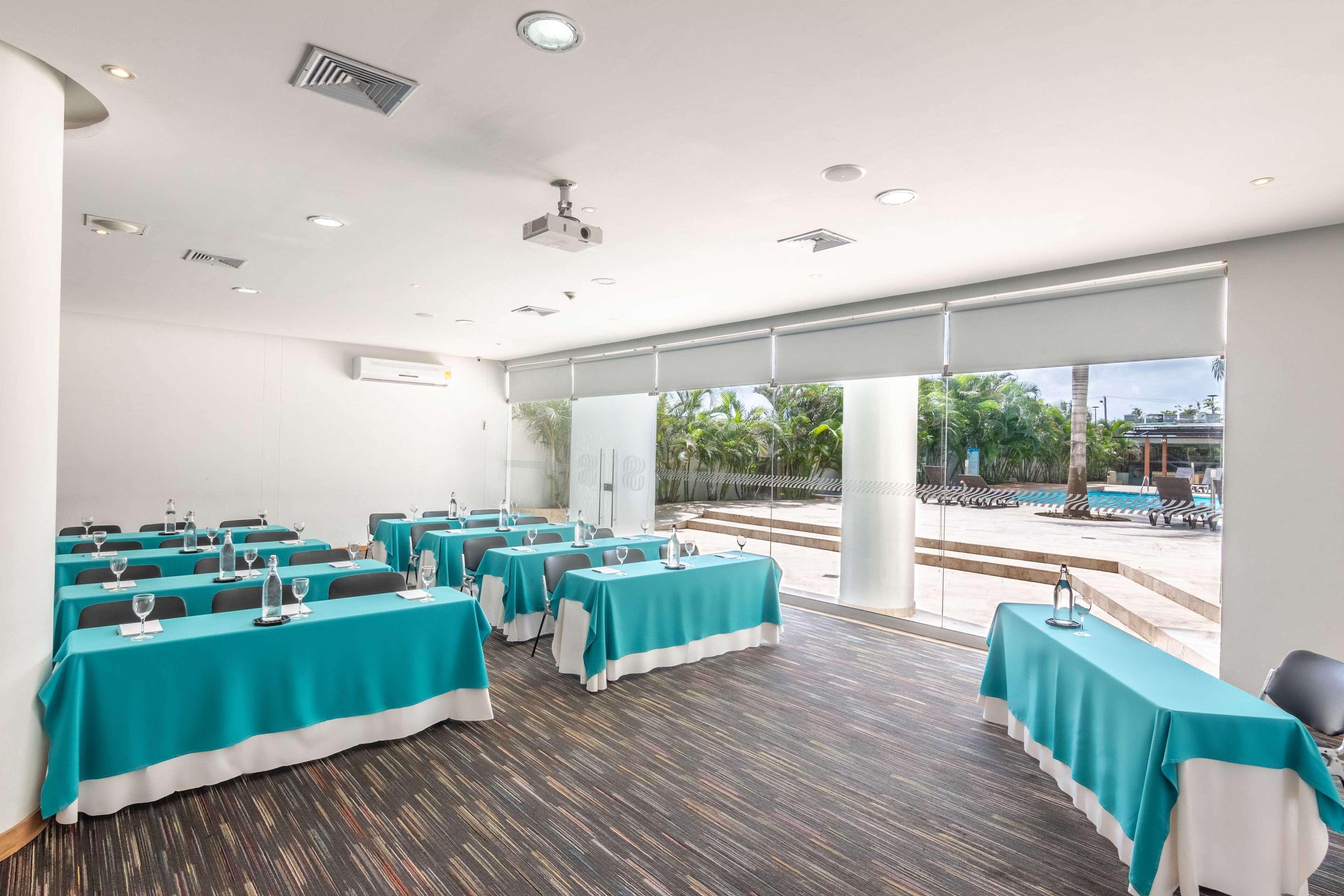 Sonesta Hotel