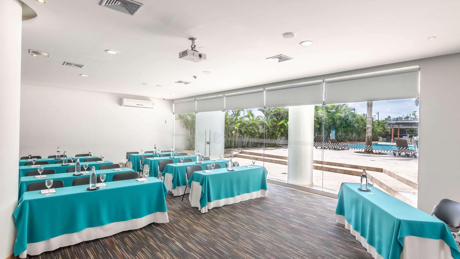 Sonesta Hotel
