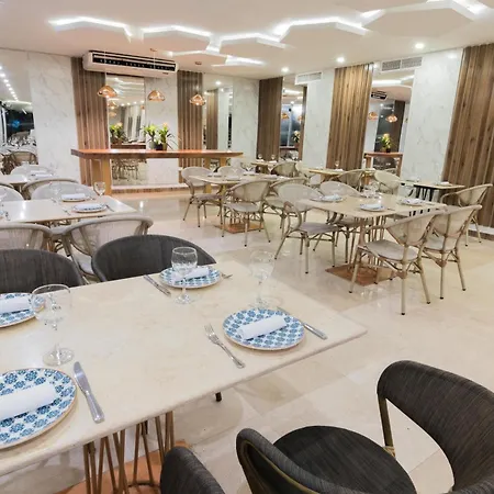 Sonesta Hotel