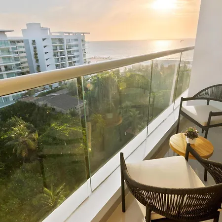 Sonesta Hotel 4*